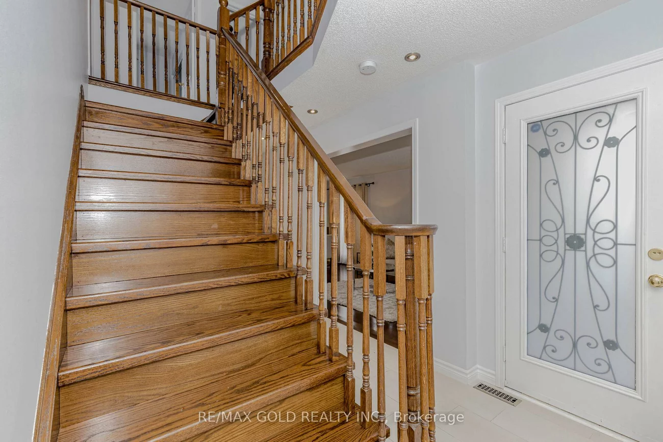 7399, Terragar, Lisgar, Mississauga