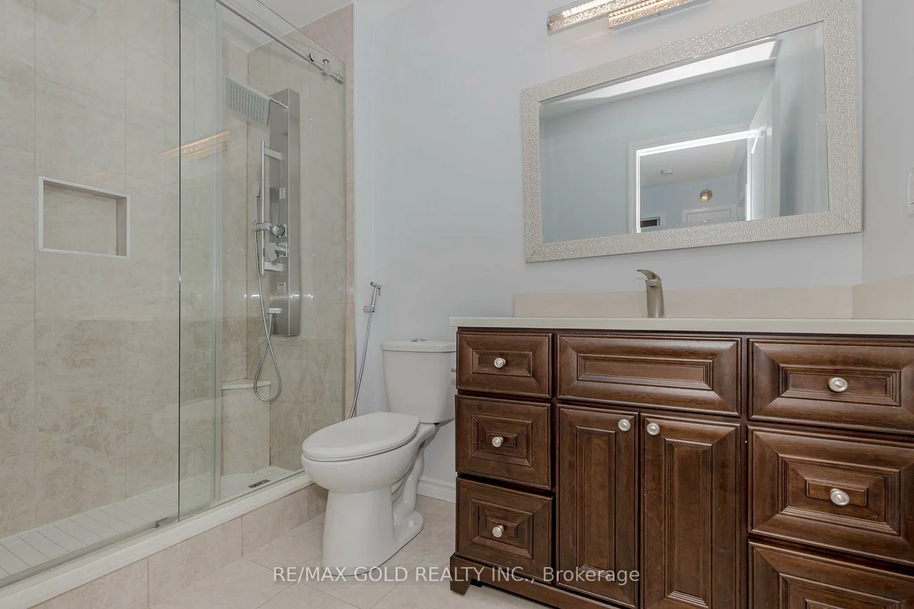 7399, Terragar, Lisgar, Mississauga