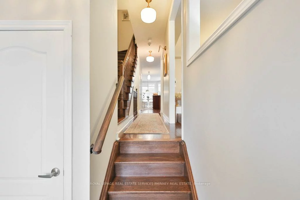 1025, Shaw, Lakeview, Mississauga