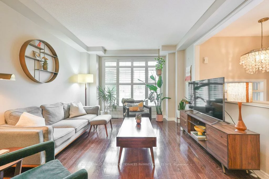 1025, Shaw, Lakeview, Mississauga