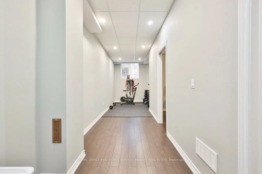 1025, Shaw, Lakeview, Mississauga