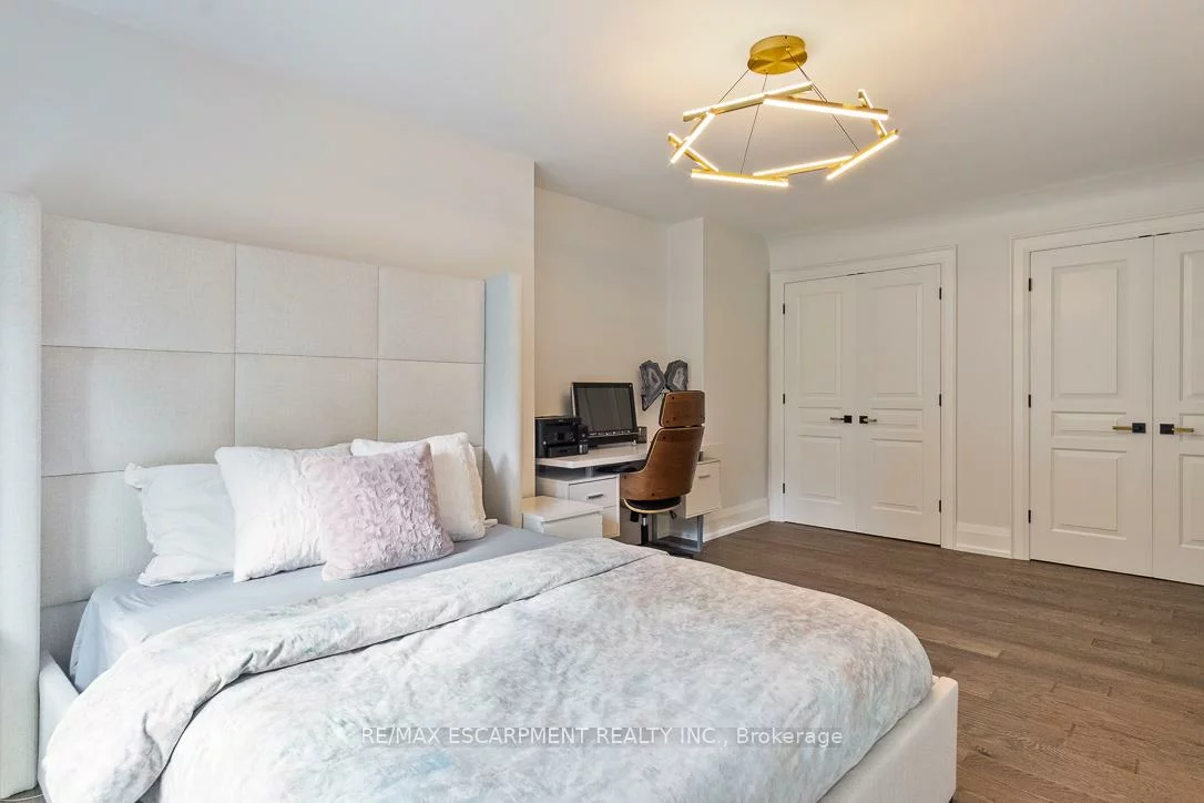 1294, GATEHOUSE, Clarkson, Mississauga