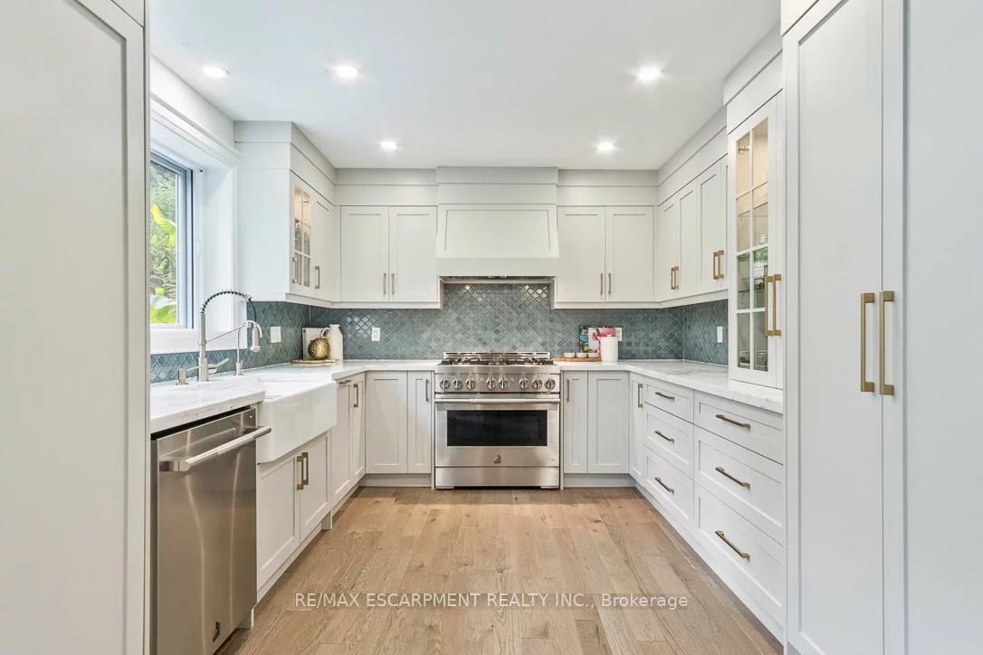 1294, GATEHOUSE, Clarkson, Mississauga