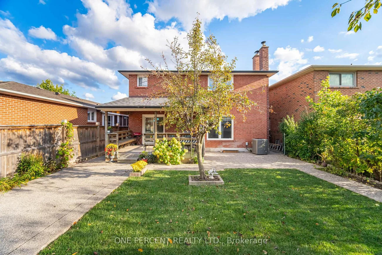 704, Bookham, Rathwood, Mississauga