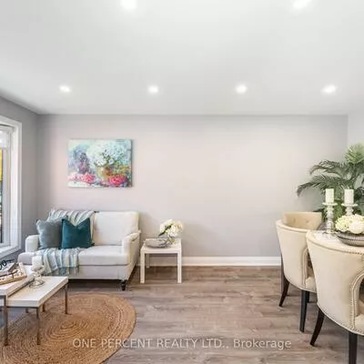 704, Bookham, Rathwood, Mississauga