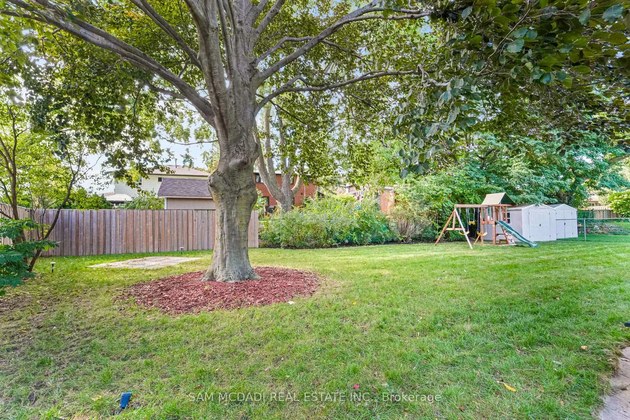 1987, Deanhome, Clarkson, Mississauga