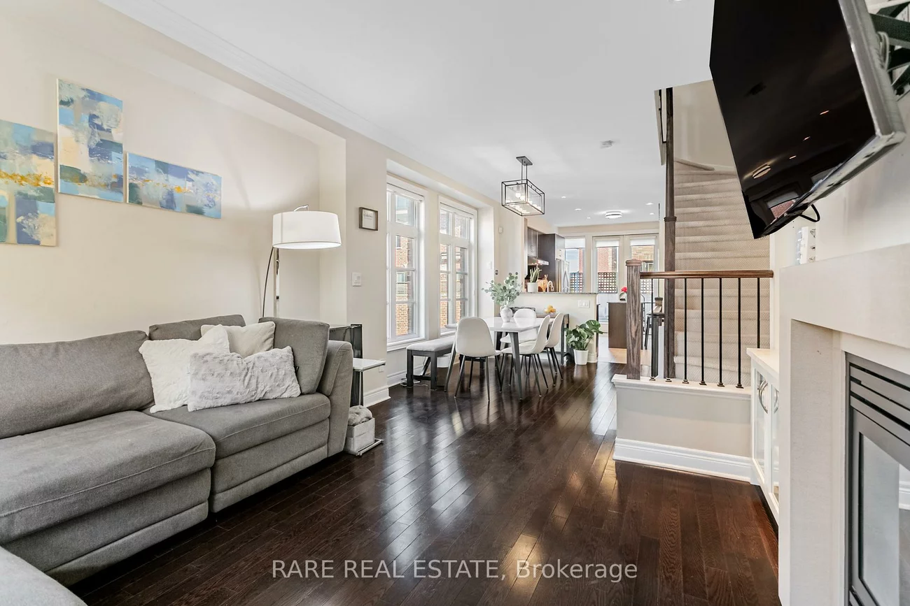 1812, Burnhamthorpe, Applewood, Mississauga