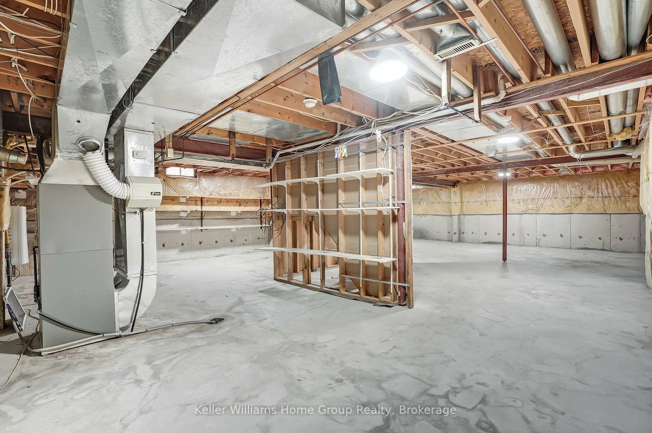 1105, Ewing, East Credit, Mississauga