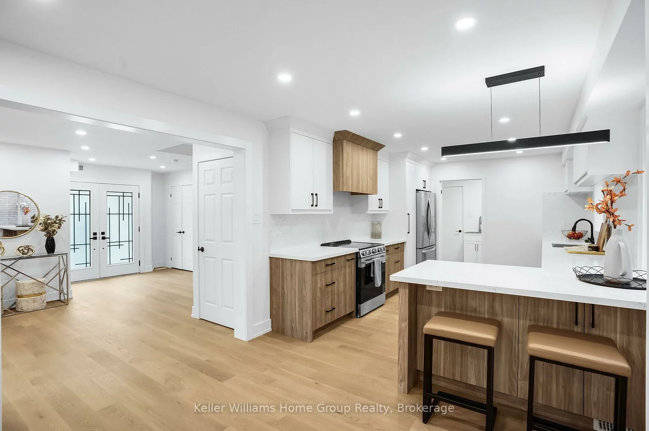 1105, Ewing, East Credit, Mississauga