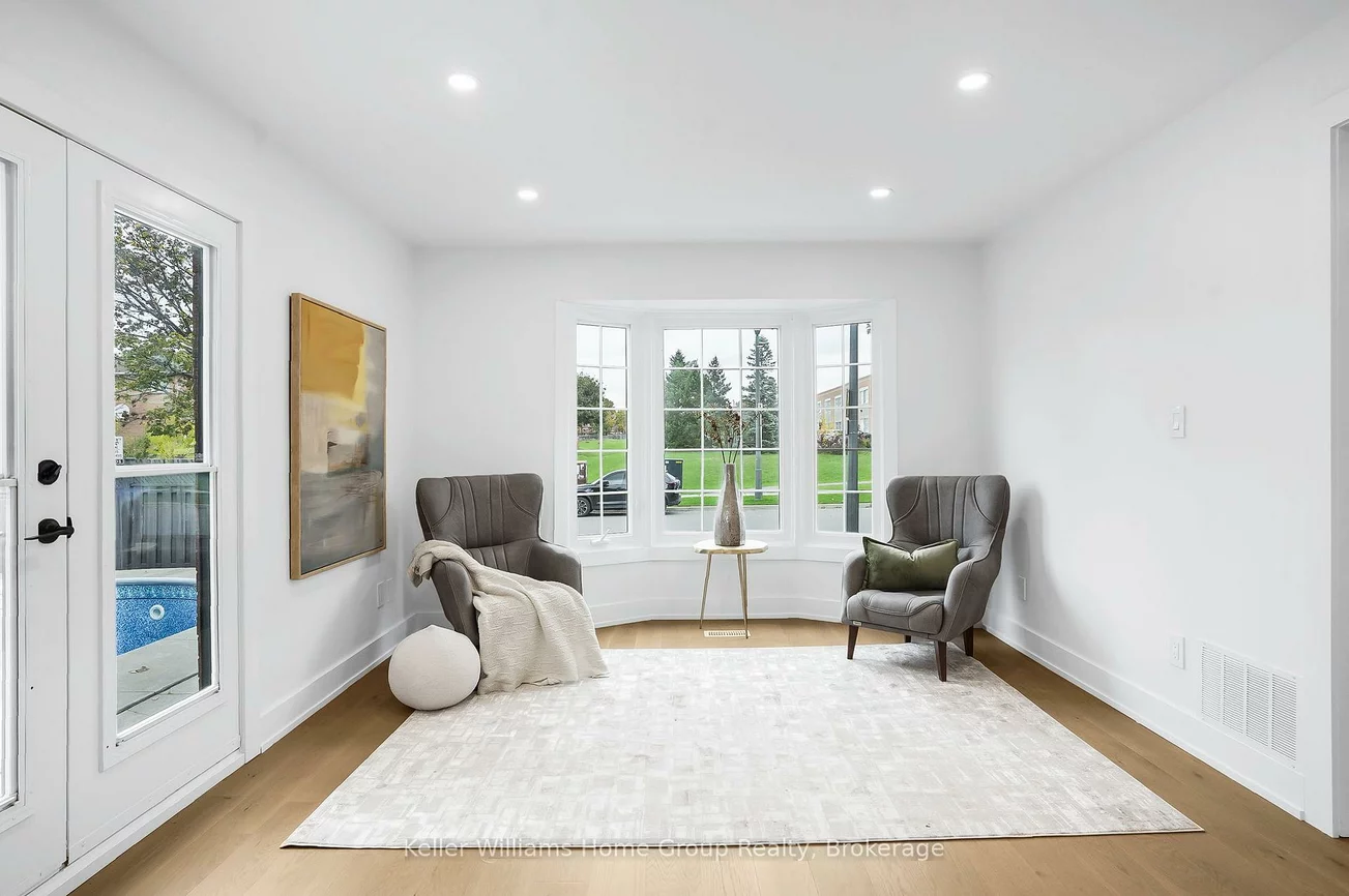 1105, Ewing, East Credit, Mississauga