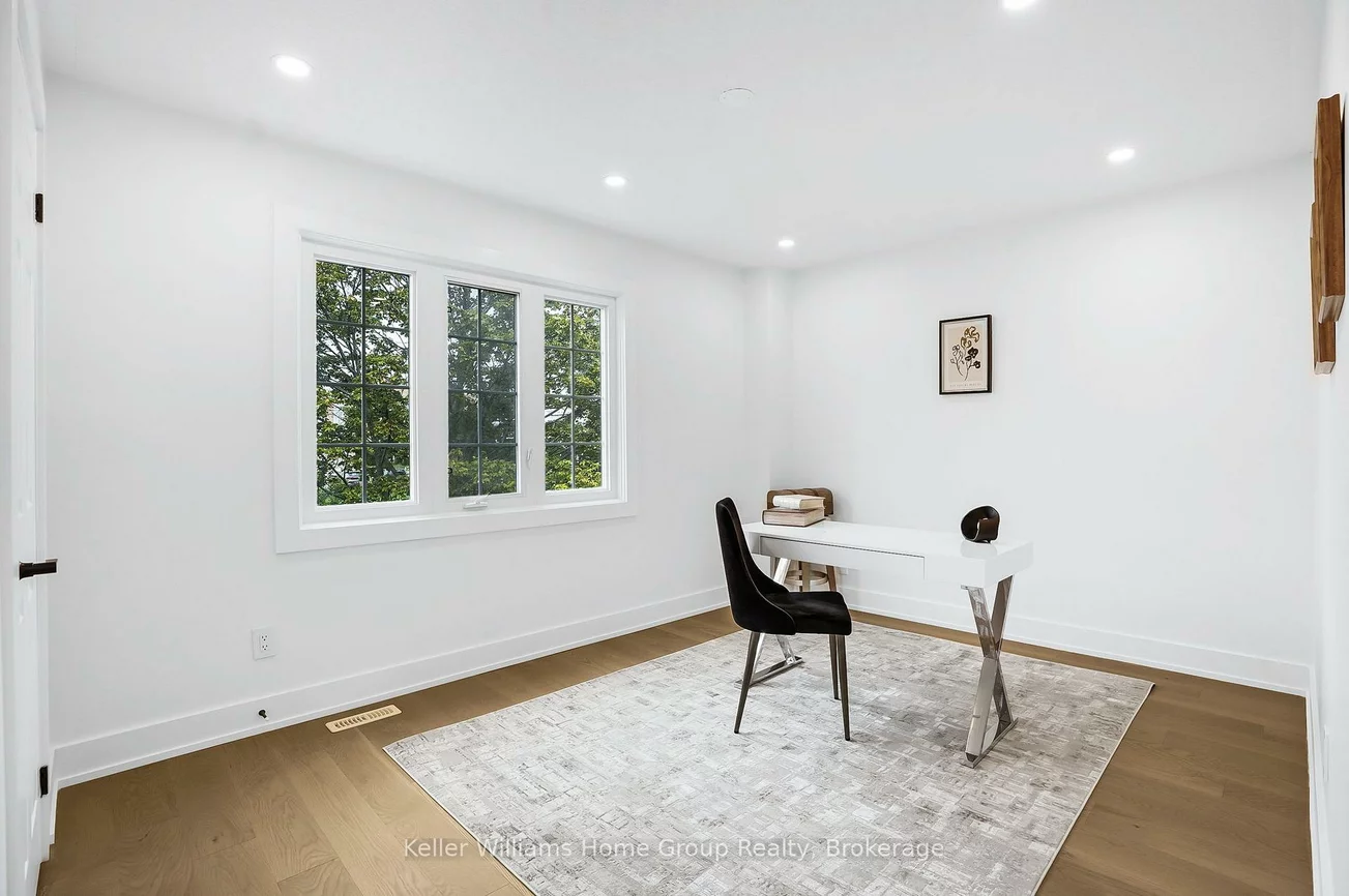 1105, Ewing, East Credit, Mississauga