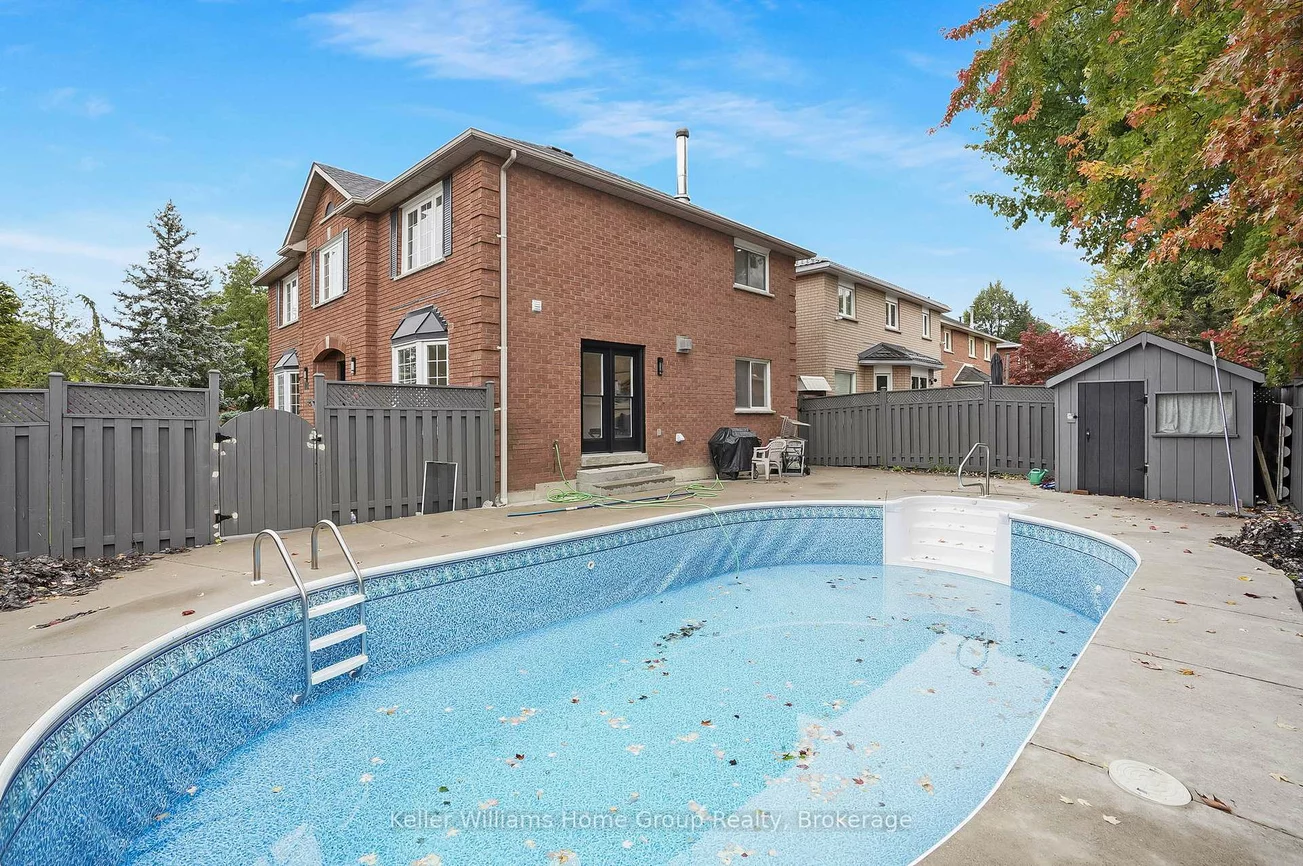 1105, Ewing, East Credit, Mississauga