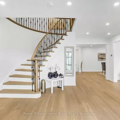 1105, Ewing, East Credit, Mississauga