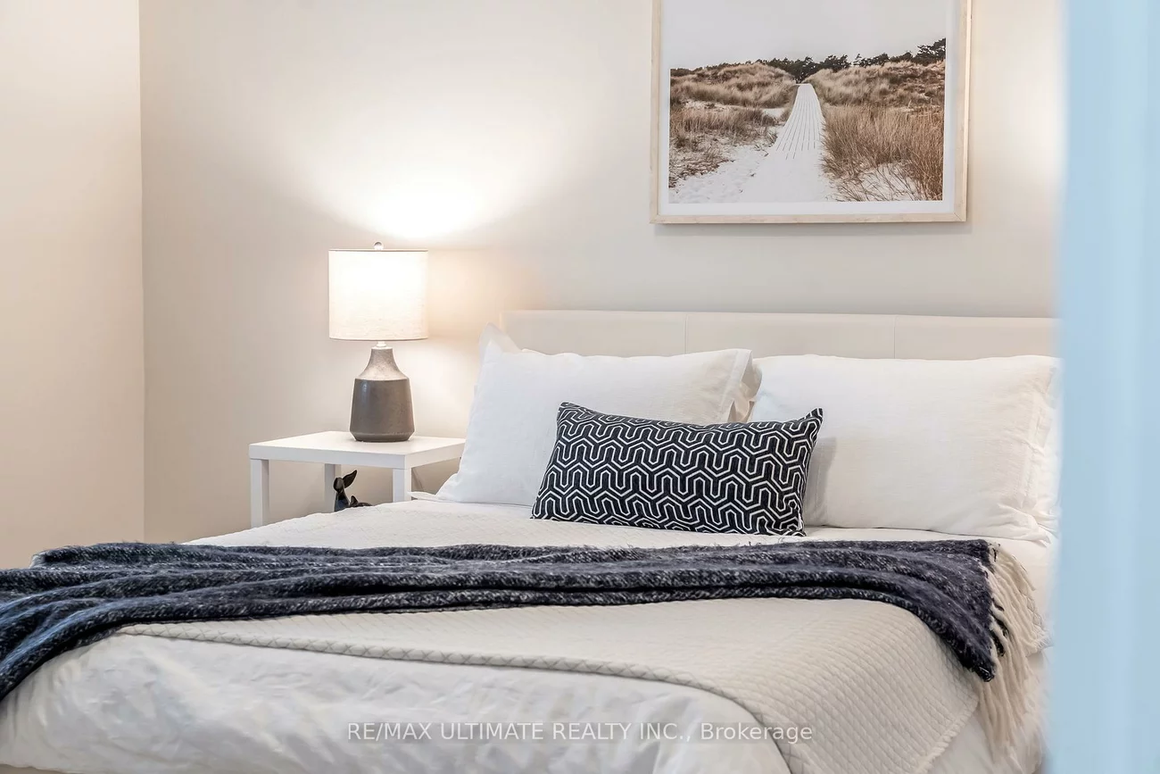 1689, Copseholm, Rathwood, Mississauga