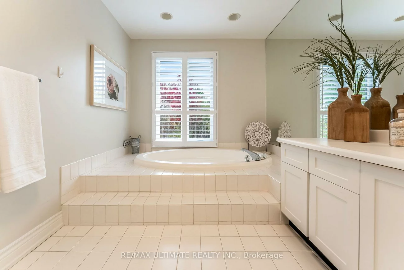1689, Copseholm, Rathwood, Mississauga