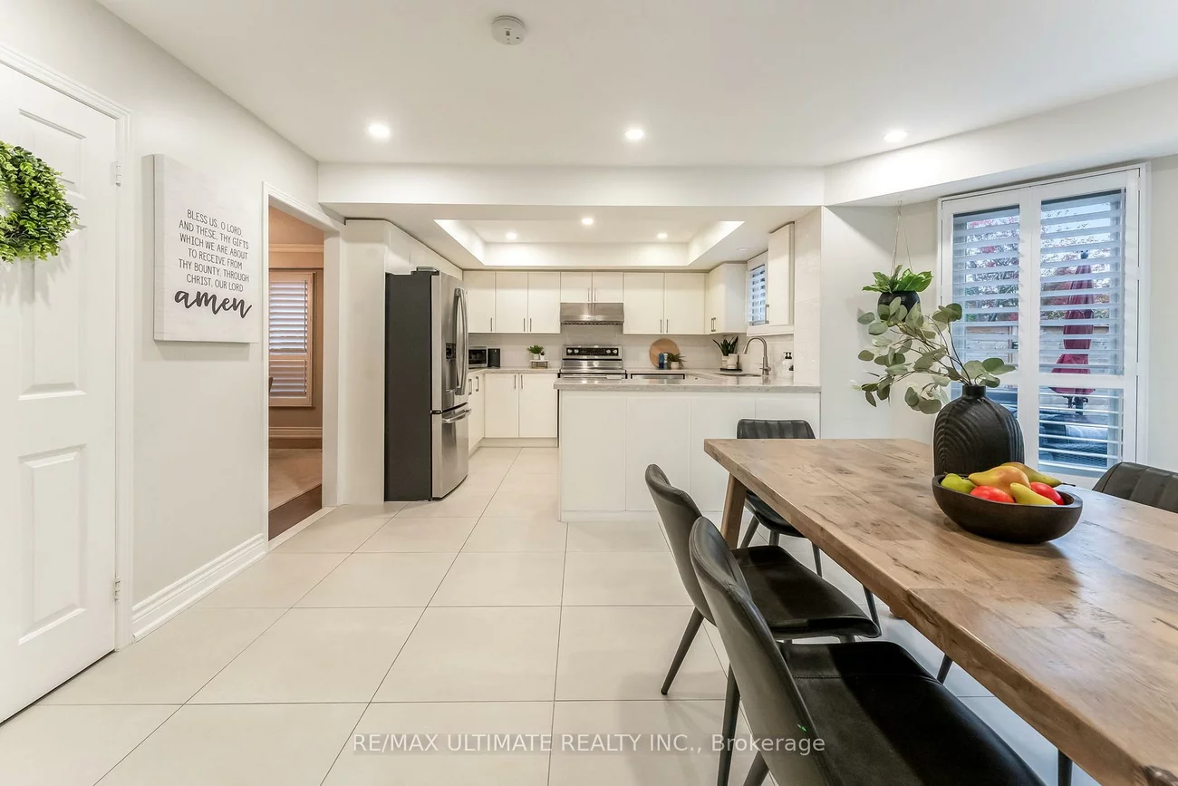 1689, Copseholm, Rathwood, Mississauga