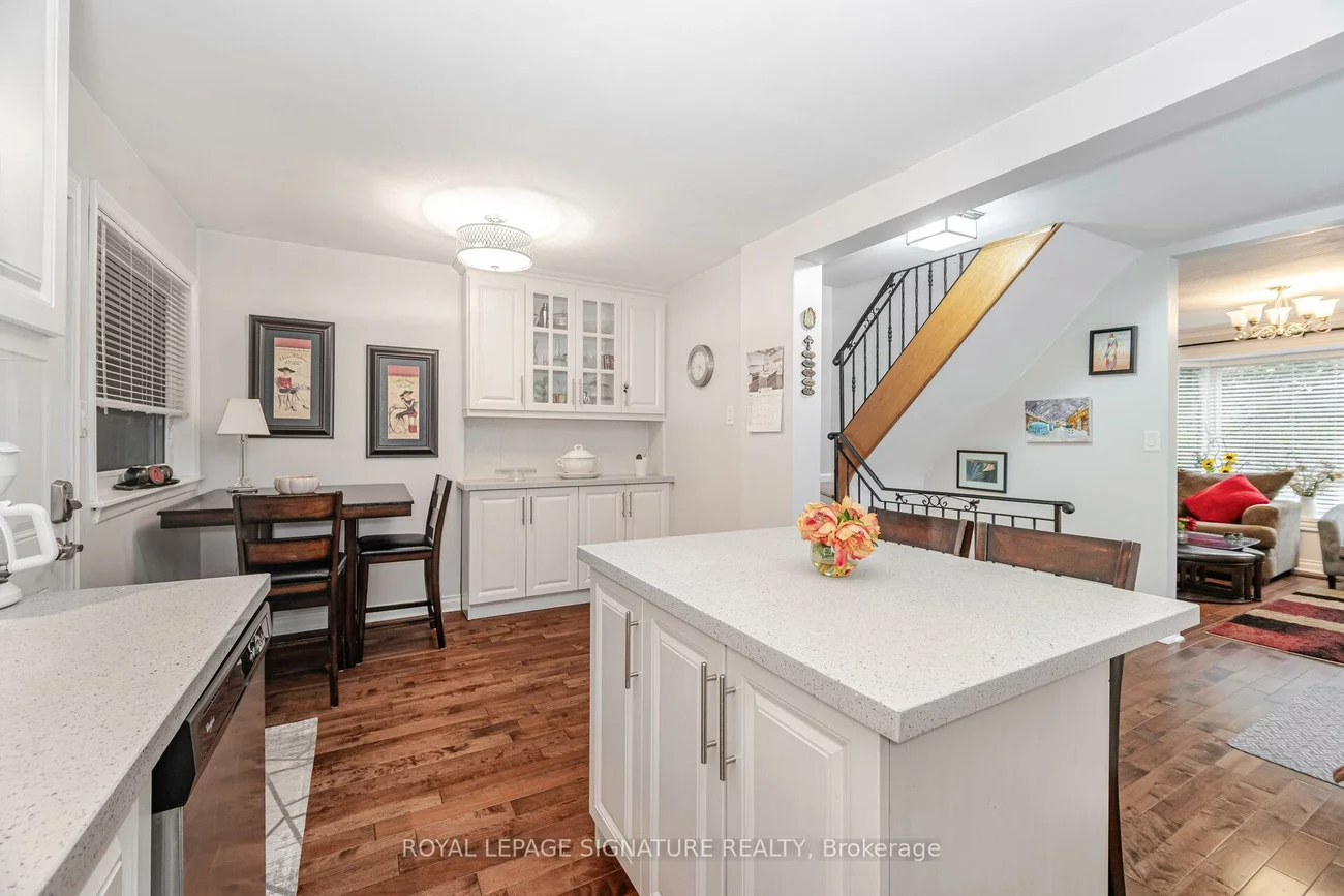 2259, Wiseman, Clarkson, Mississauga