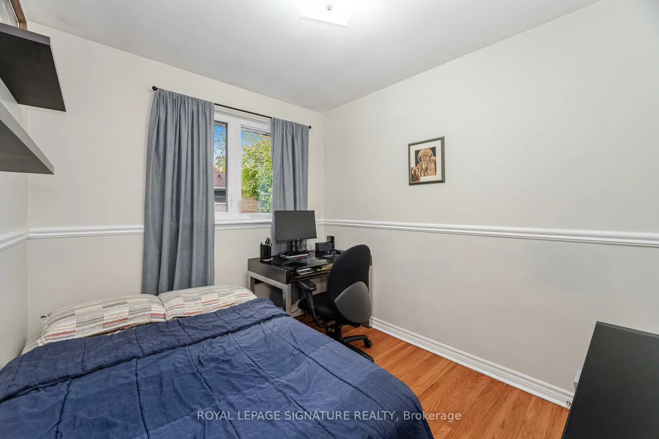 2259, Wiseman, Clarkson, Mississauga