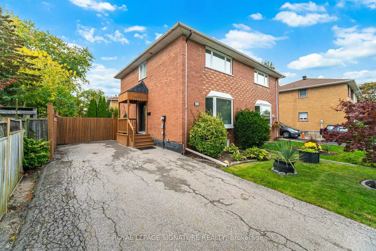 2259, Wiseman, Clarkson, Mississauga