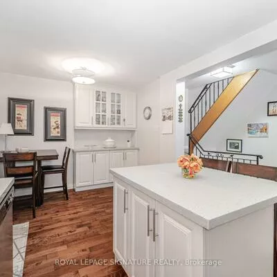 2259, Wiseman, Clarkson, Mississauga