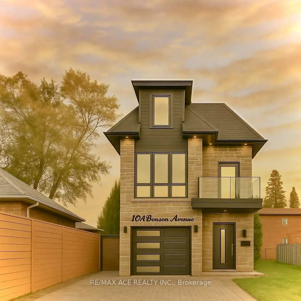 10A, Benson, Port Credit, Mississauga