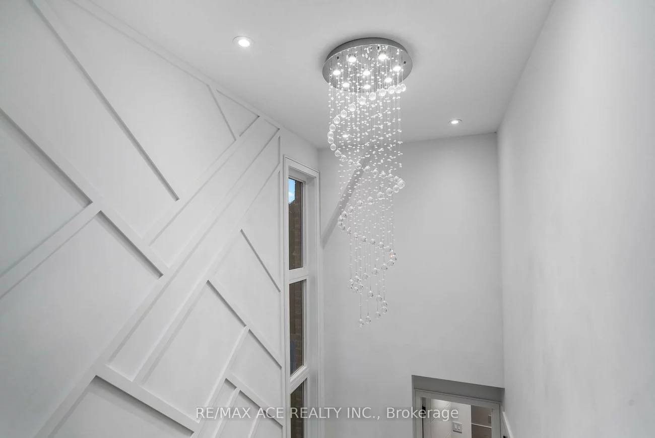 10A, Benson, Port Credit, Mississauga