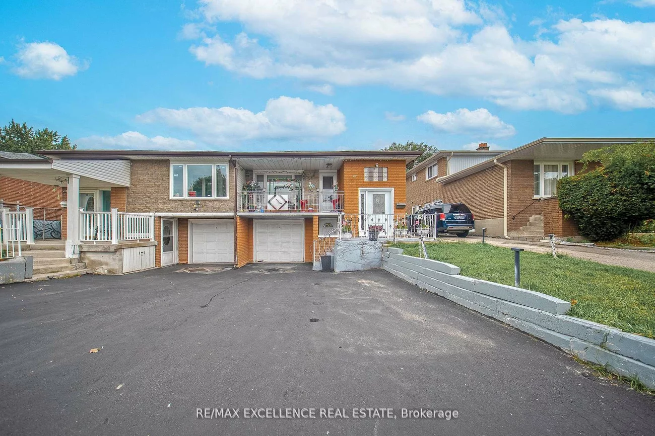 7246, Reindeer, Malton, Mississauga