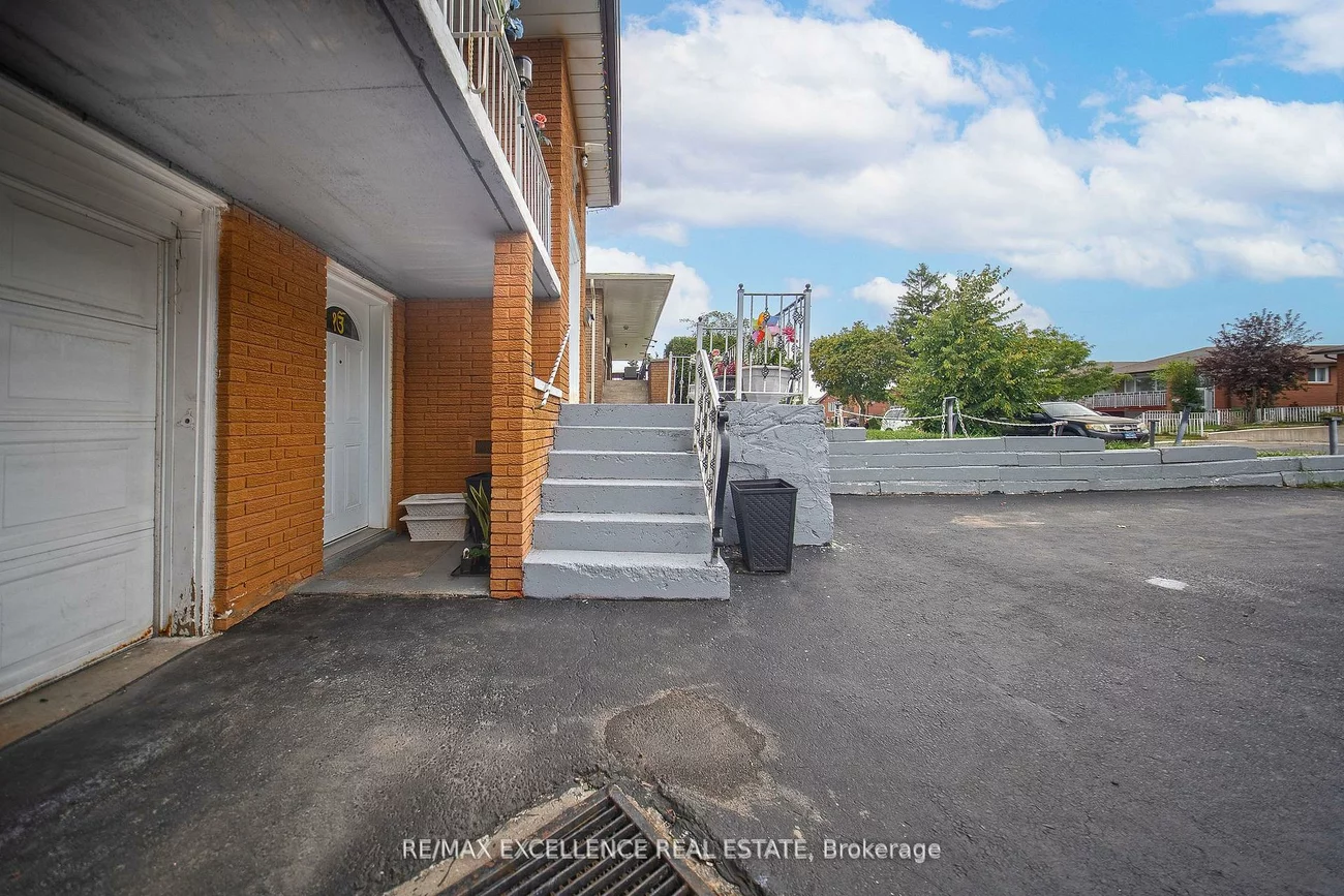 7246, Reindeer, Malton, Mississauga