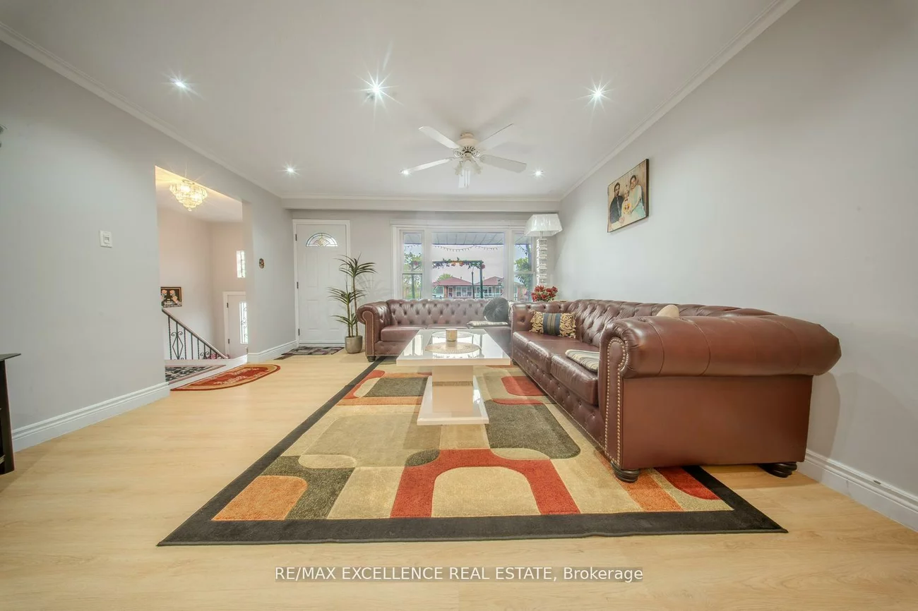 7246, Reindeer, Malton, Mississauga