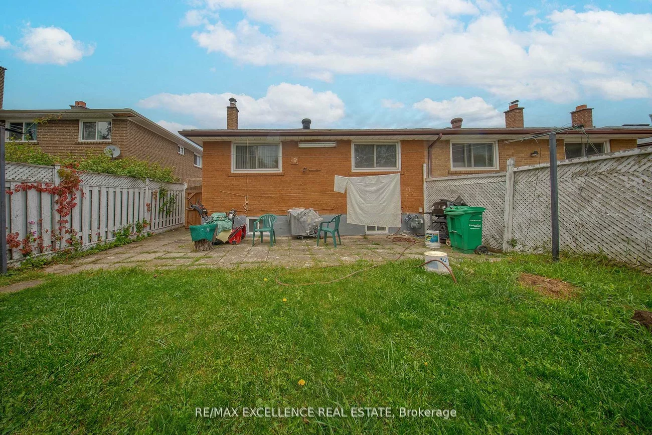 7246, Reindeer, Malton, Mississauga