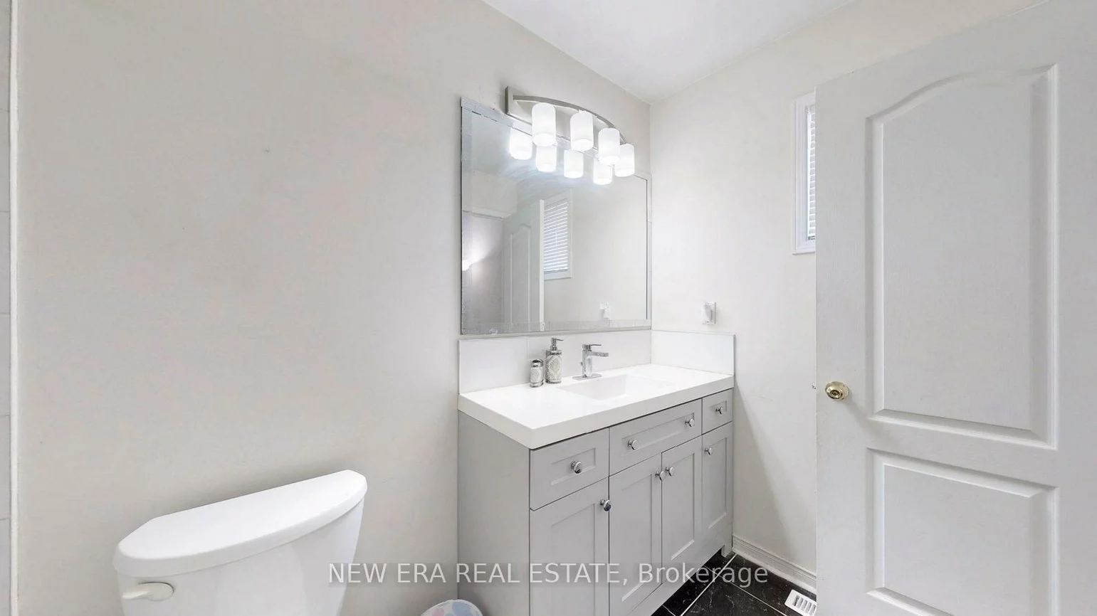 624, Rossellini, Meadowvale Village, Mississauga