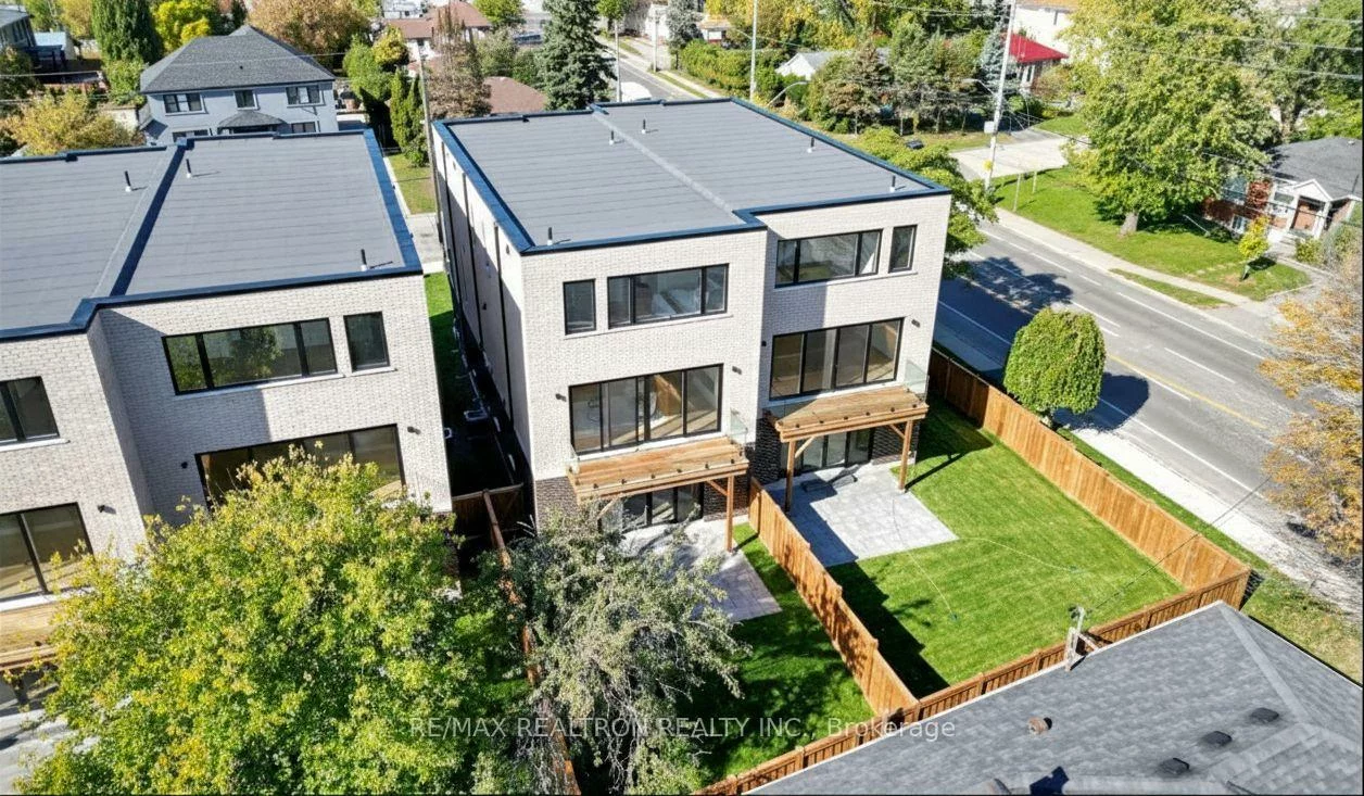 126, Dunbar, Cooksville, Mississauga