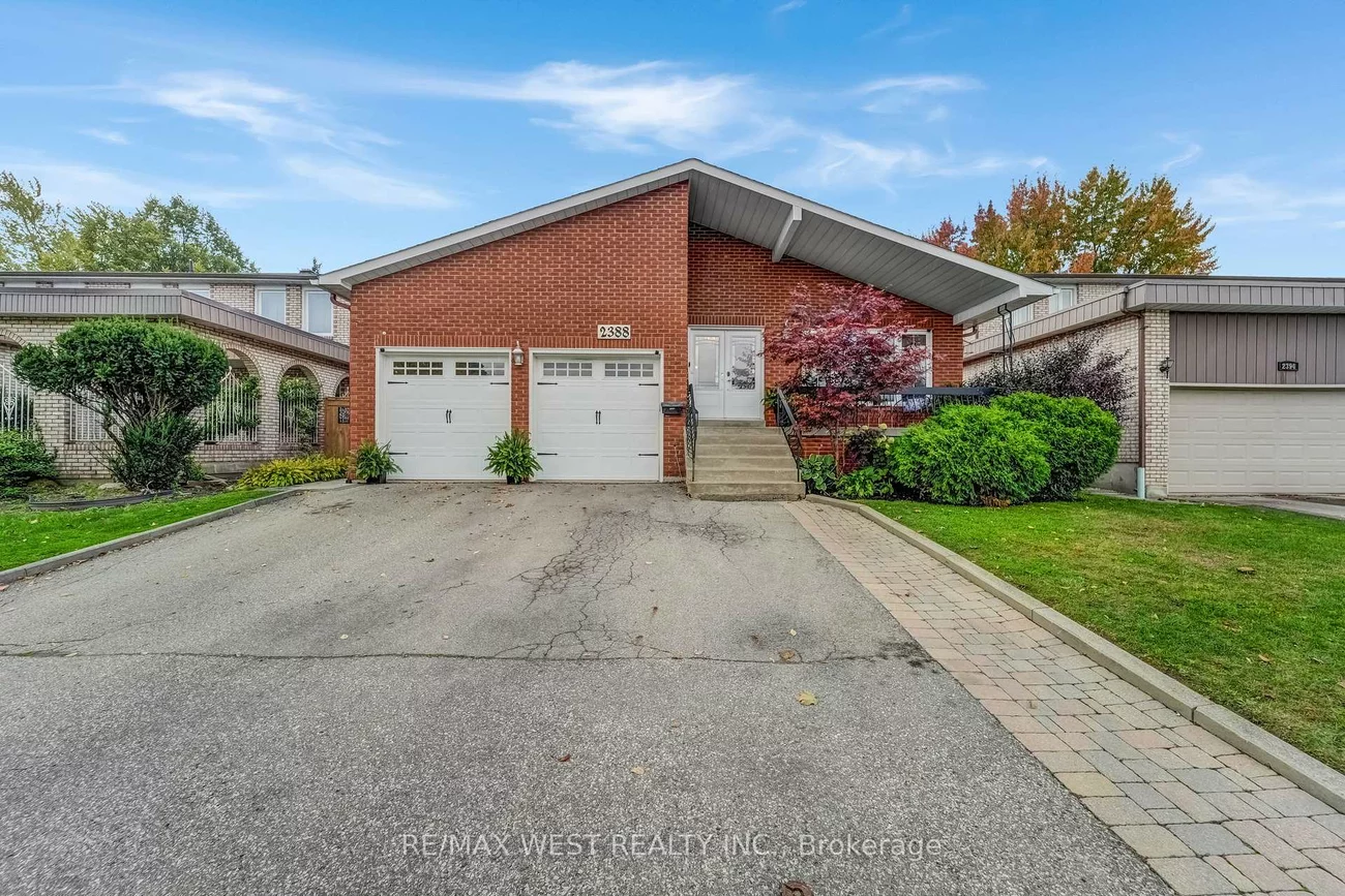 2388, Carlanne, Erindale, Mississauga