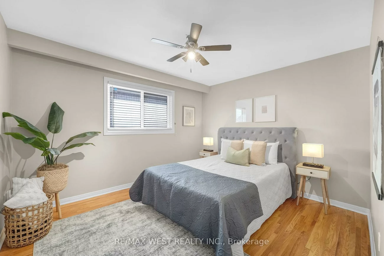 2388, Carlanne, Erindale, Mississauga