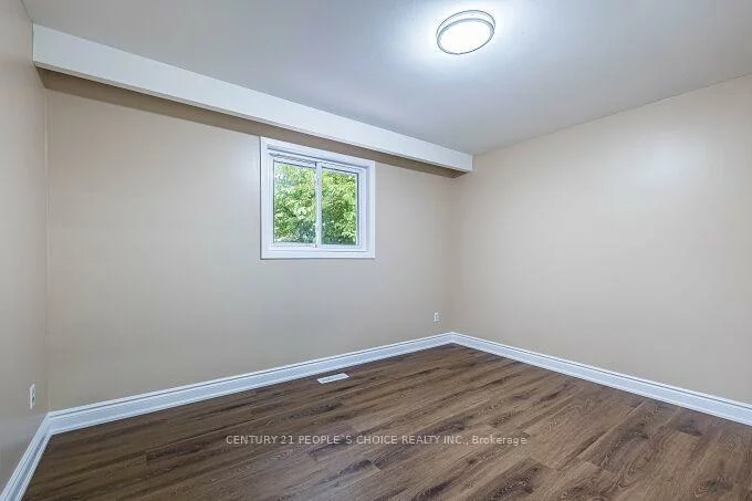 453, Ginger, Mississauga Valleys, Mississauga