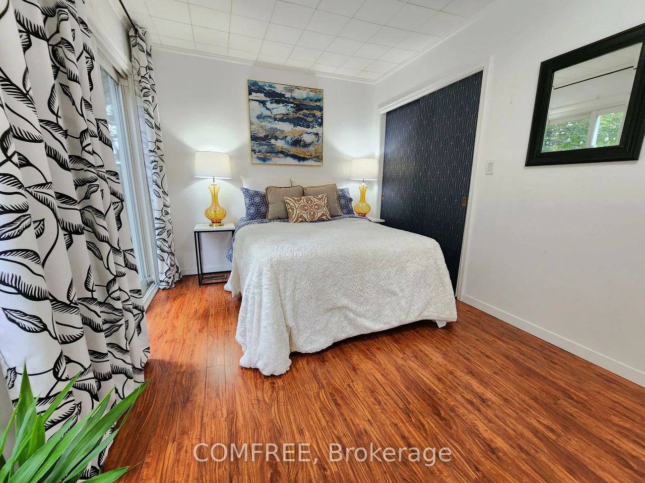 1089, Meredith, Lakeview, Mississauga