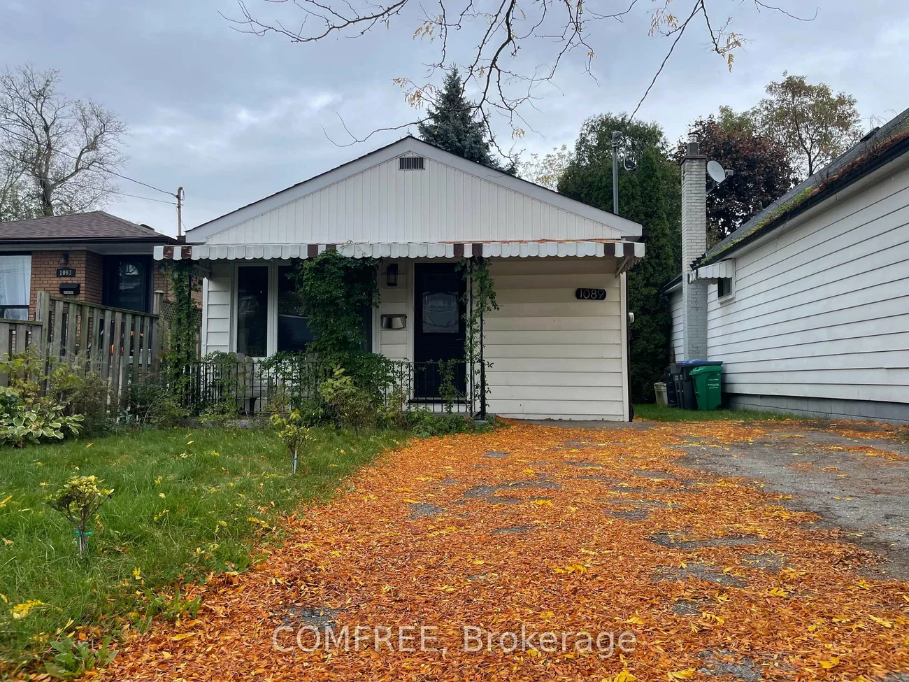 1089, Meredith, Lakeview, Mississauga