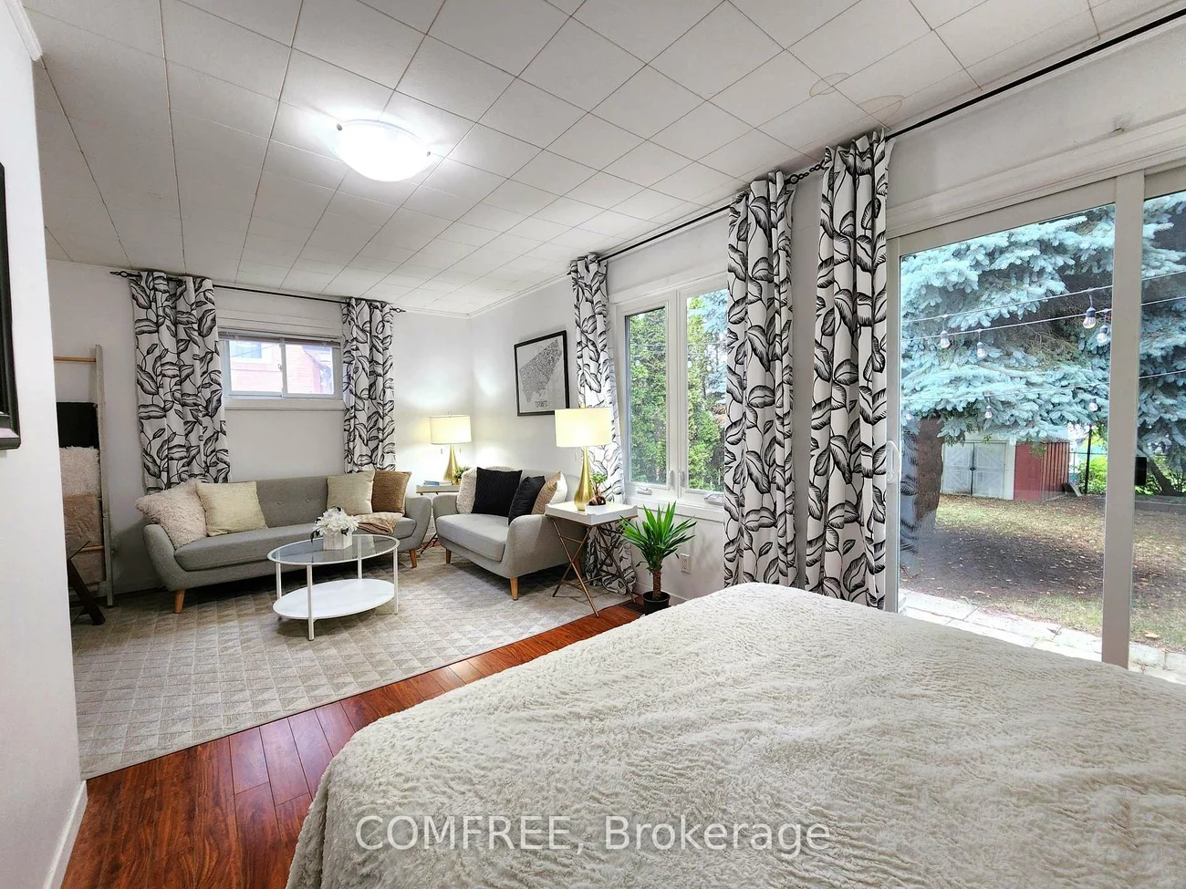 1089, Meredith, Lakeview, Mississauga