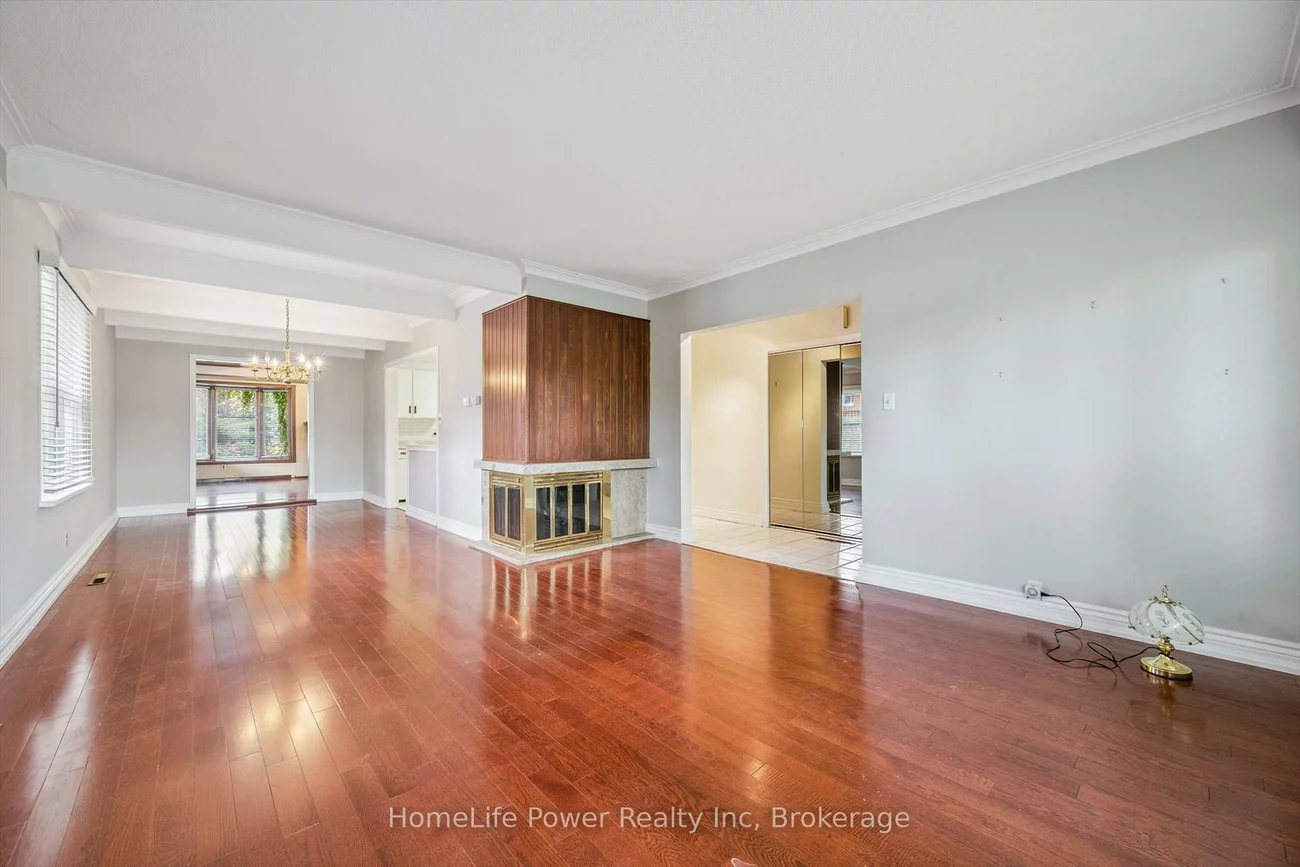 2085, Fowler, Sheridan, Mississauga