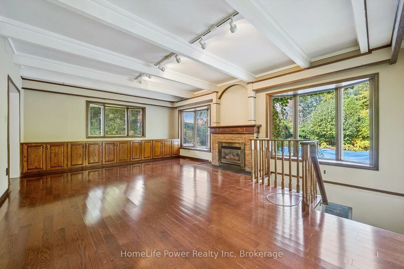 2085, Fowler, Sheridan, Mississauga