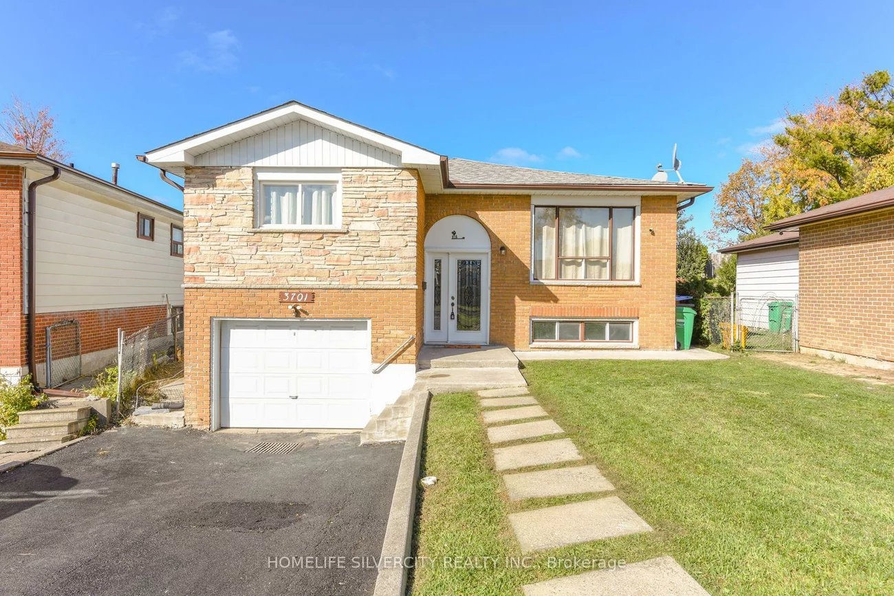 3701, Keenan, Malton, Mississauga