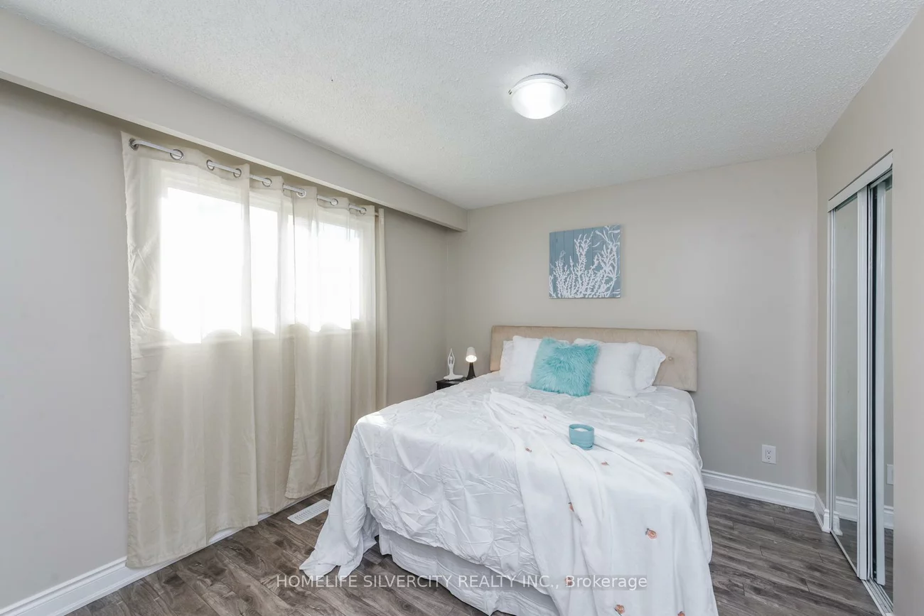 3701, Keenan, Malton, Mississauga