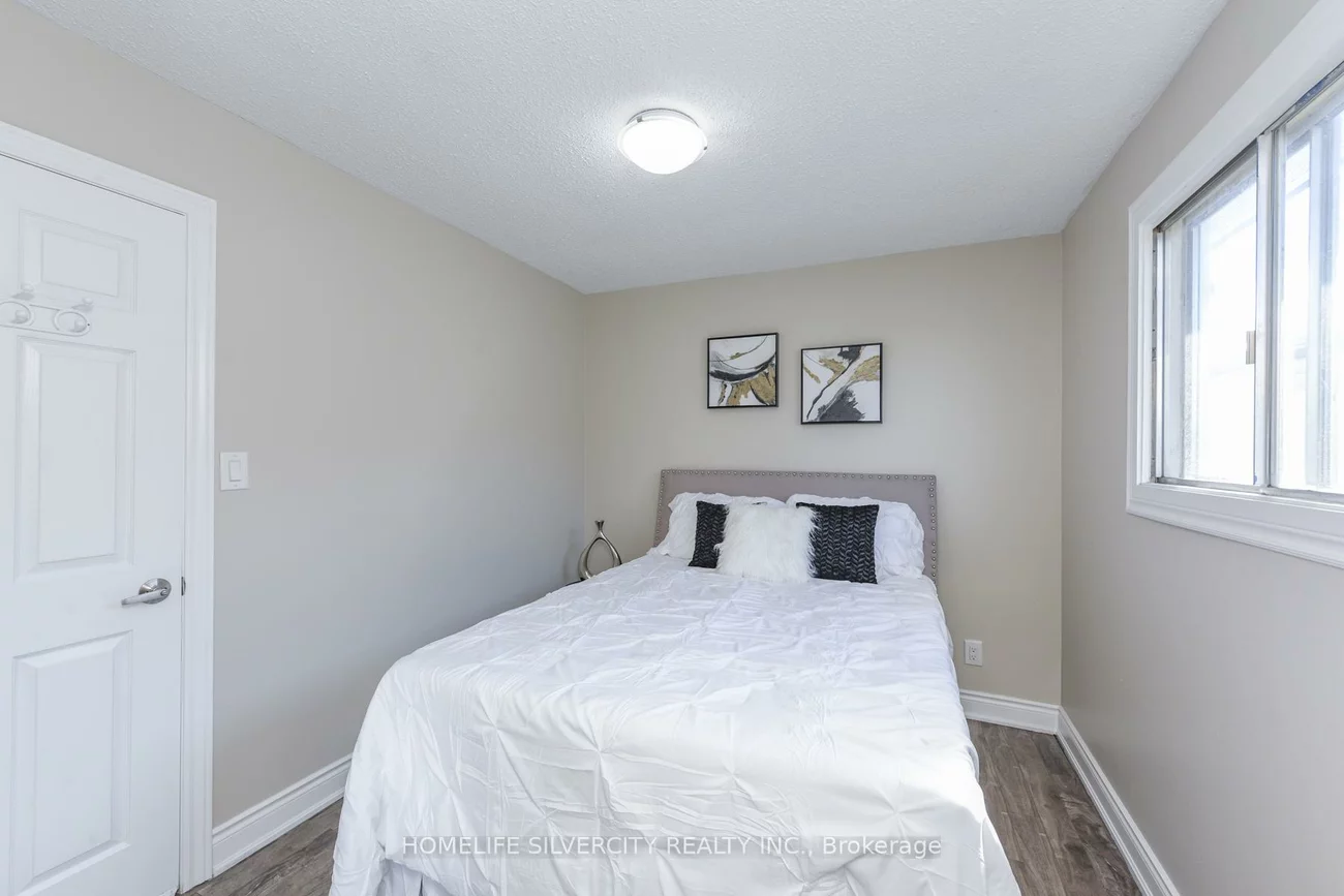 3701, Keenan, Malton, Mississauga