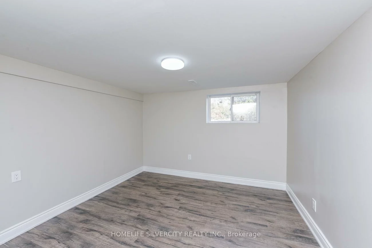 3701, Keenan, Malton, Mississauga