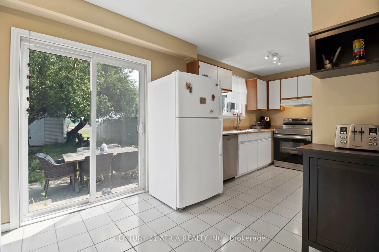 2616, Widemarr, Clarkson, Mississauga