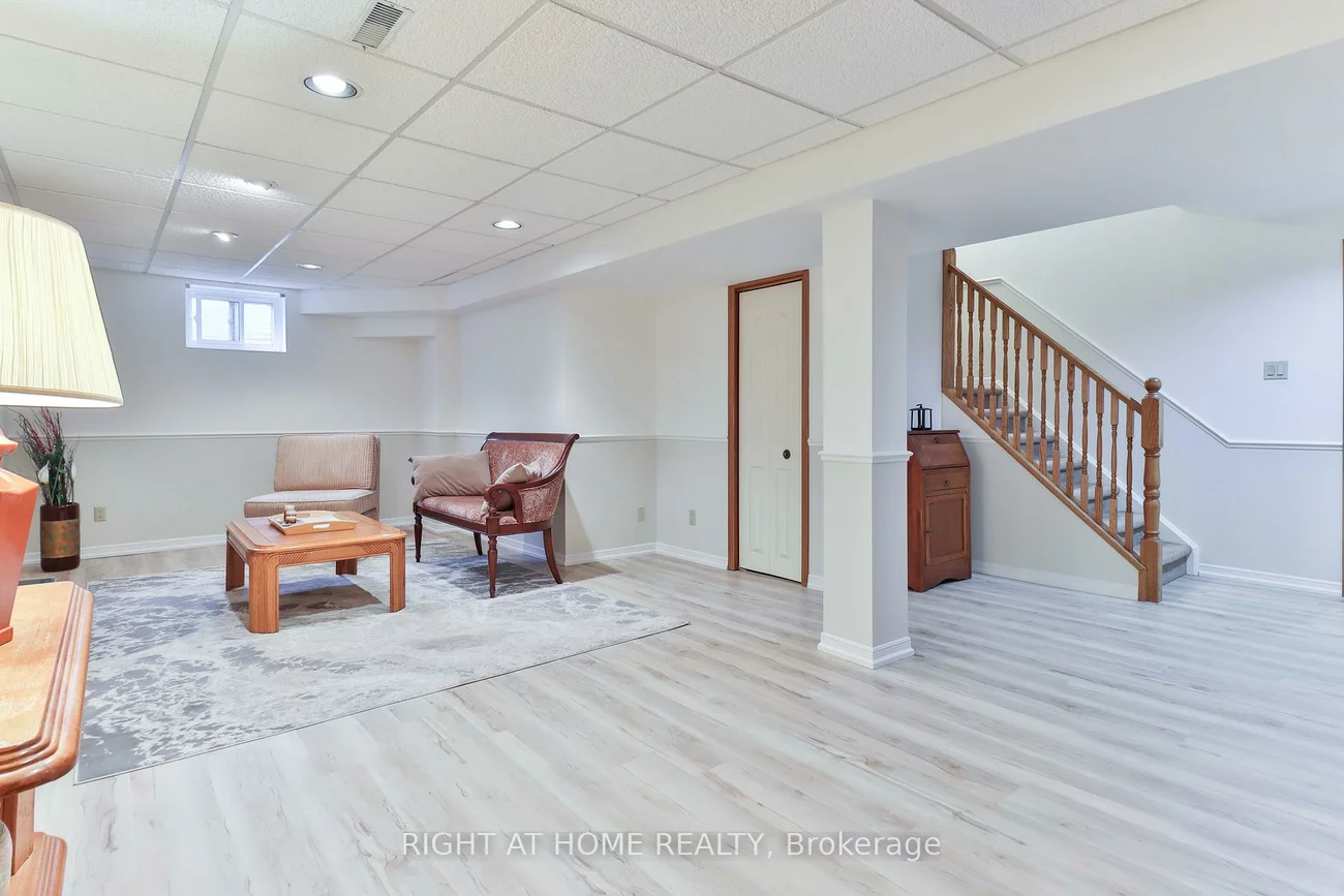 1433, Bough Beeches, Rathwood, Mississauga