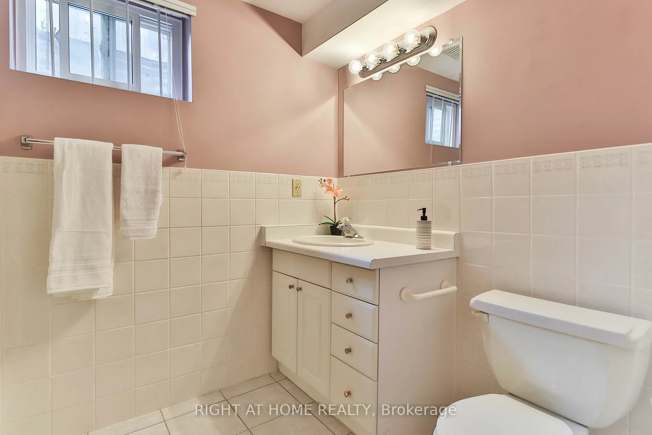 1433, Bough Beeches, Rathwood, Mississauga