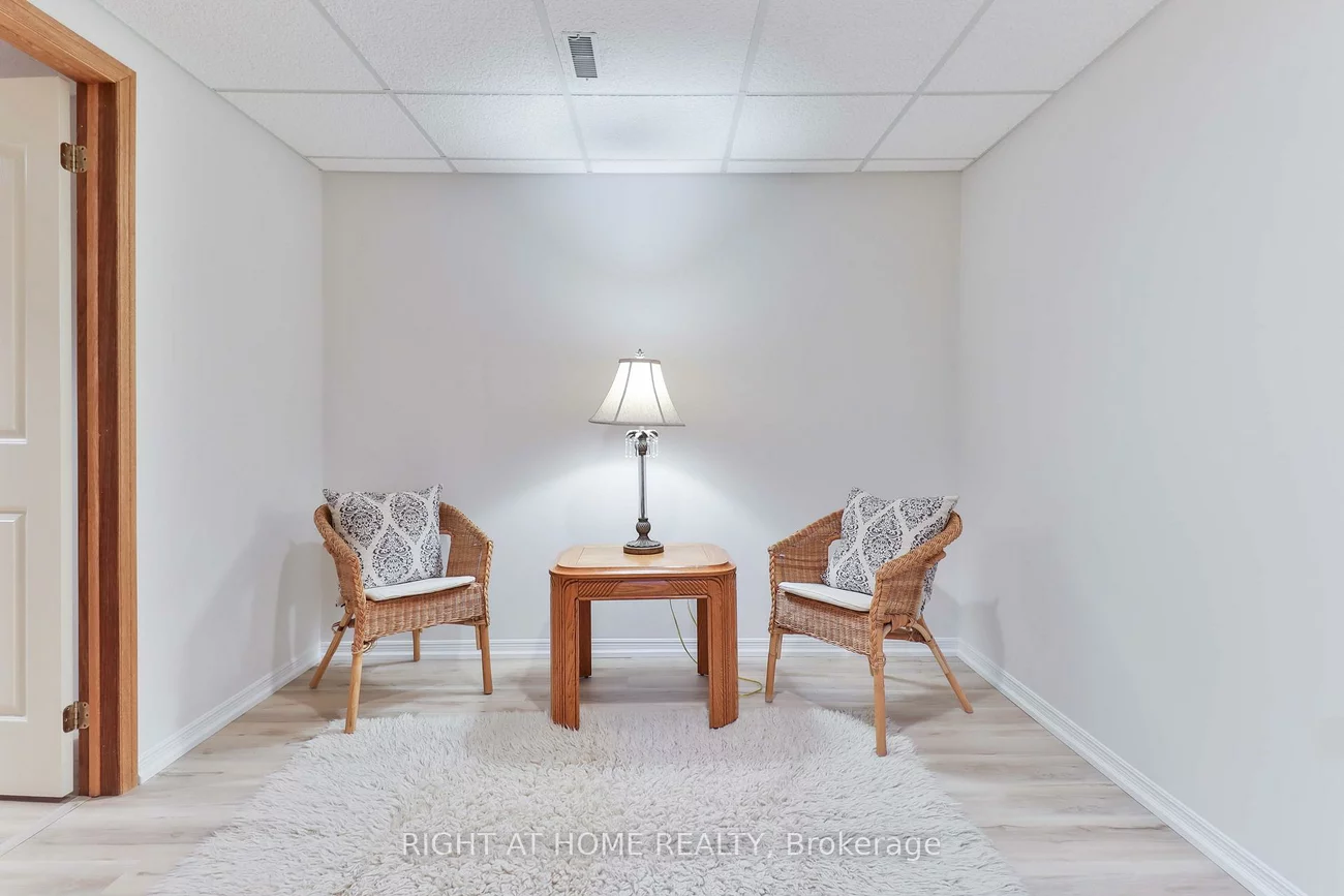 1433, Bough Beeches, Rathwood, Mississauga