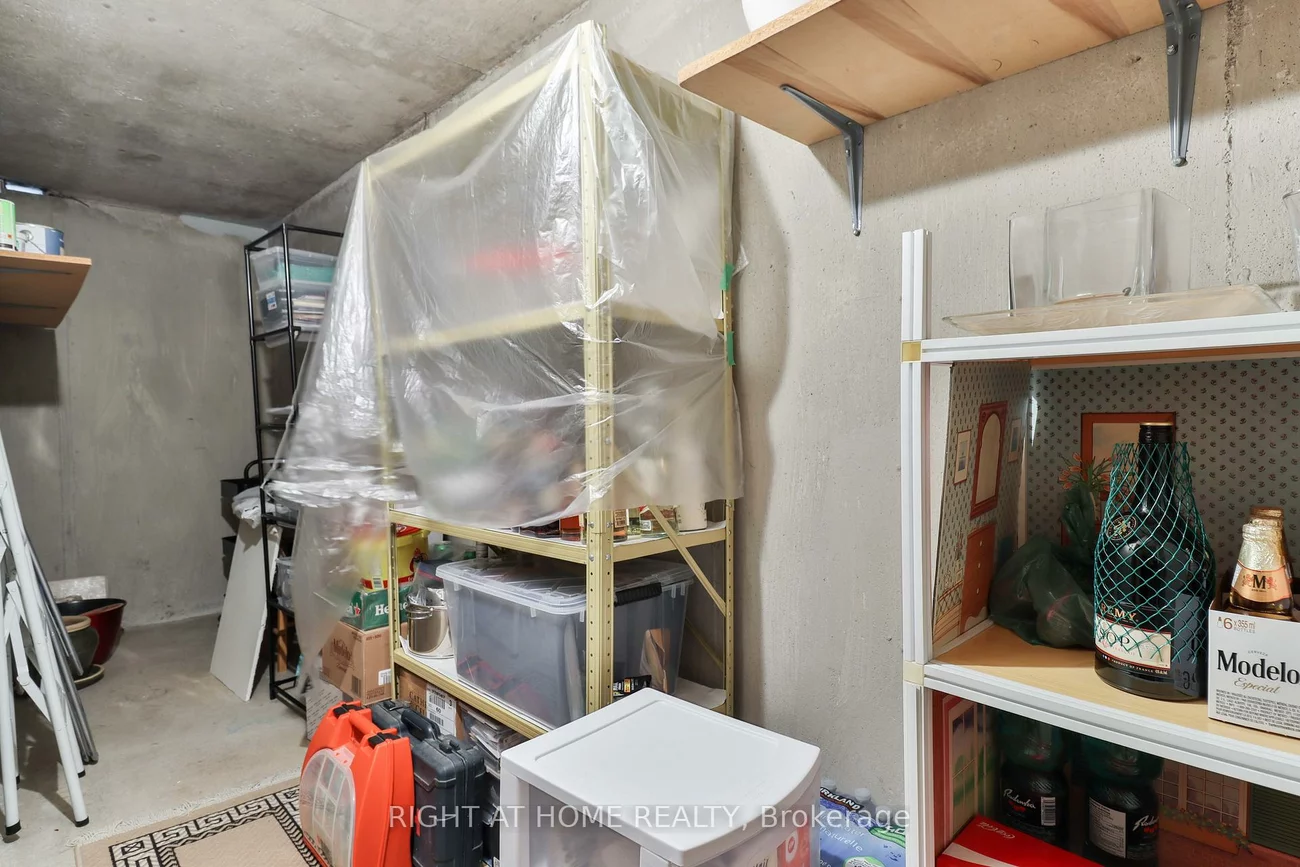 1433, Bough Beeches, Rathwood, Mississauga