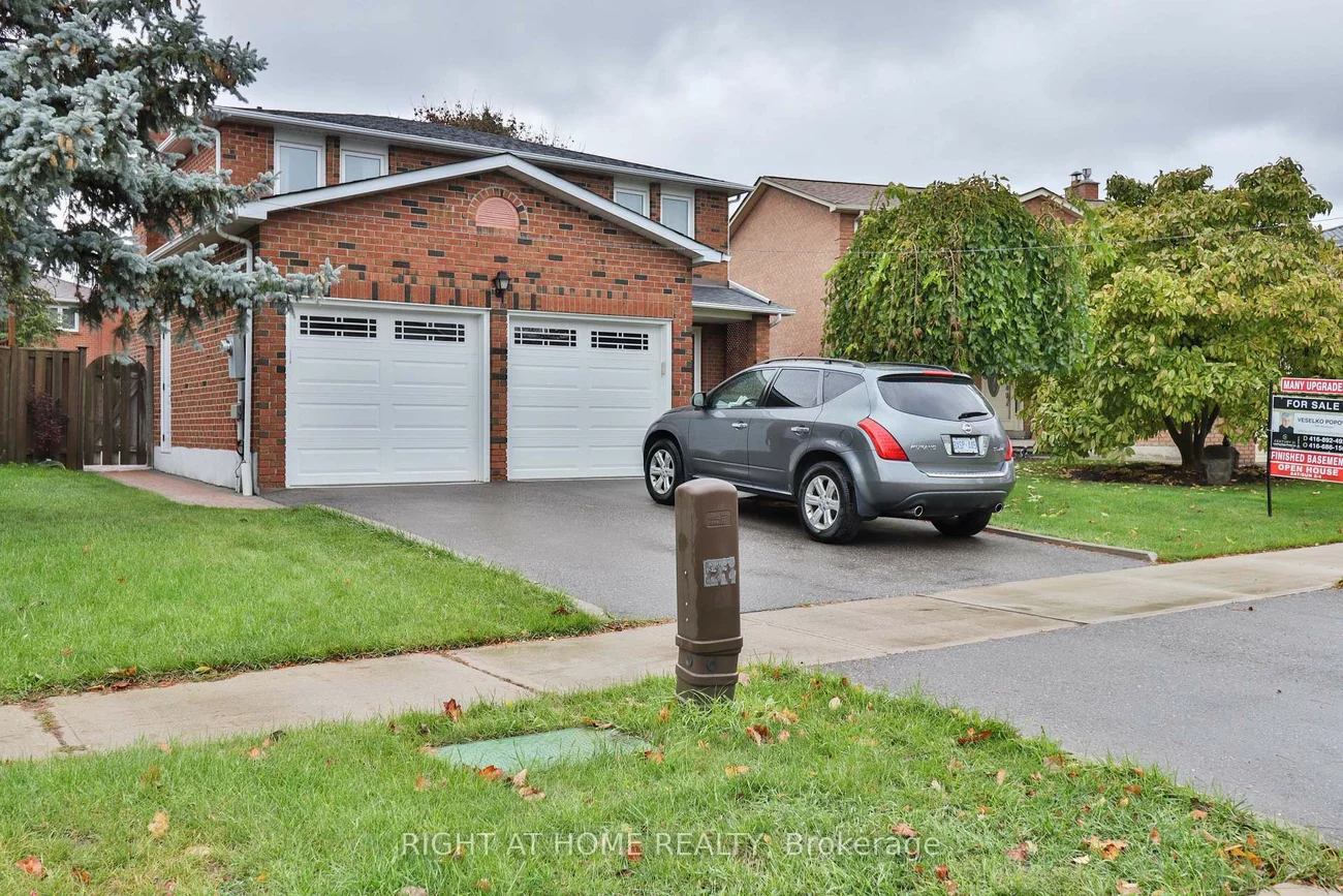 1433, Bough Beeches, Rathwood, Mississauga